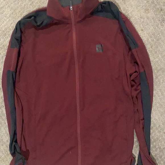 Track suit - Picture 1 of 1